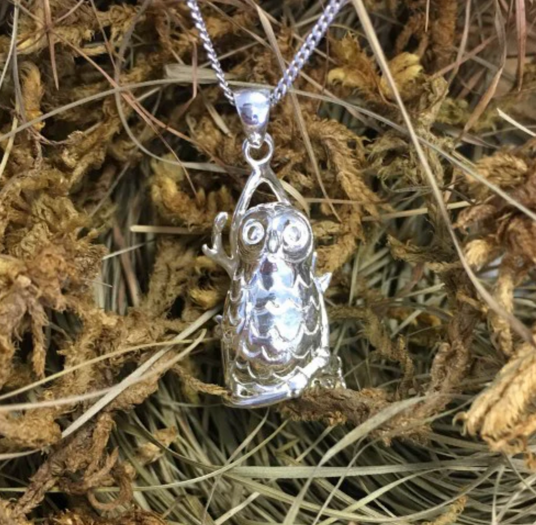 Wild Bird Jewellery: Wear a Little Songbird Magic (A Guide to Strange of London's Collection)